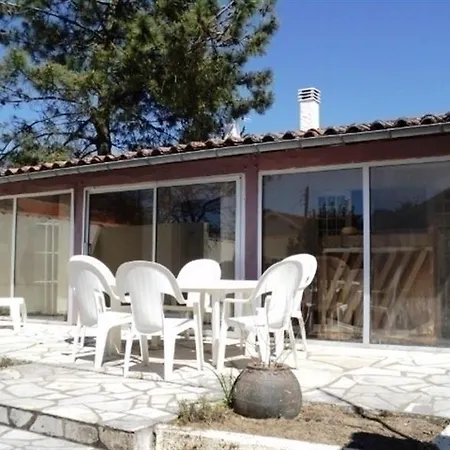 Villa En Centre 1 *